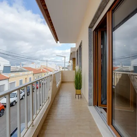 度假居 4 Family & Friends - Your Seaside Charm! Odiáxere