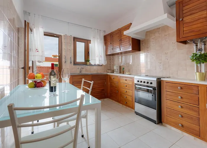 Σπίτι διακοπών 4 Family & Friends - Your Seaside Charm! Odiáxere